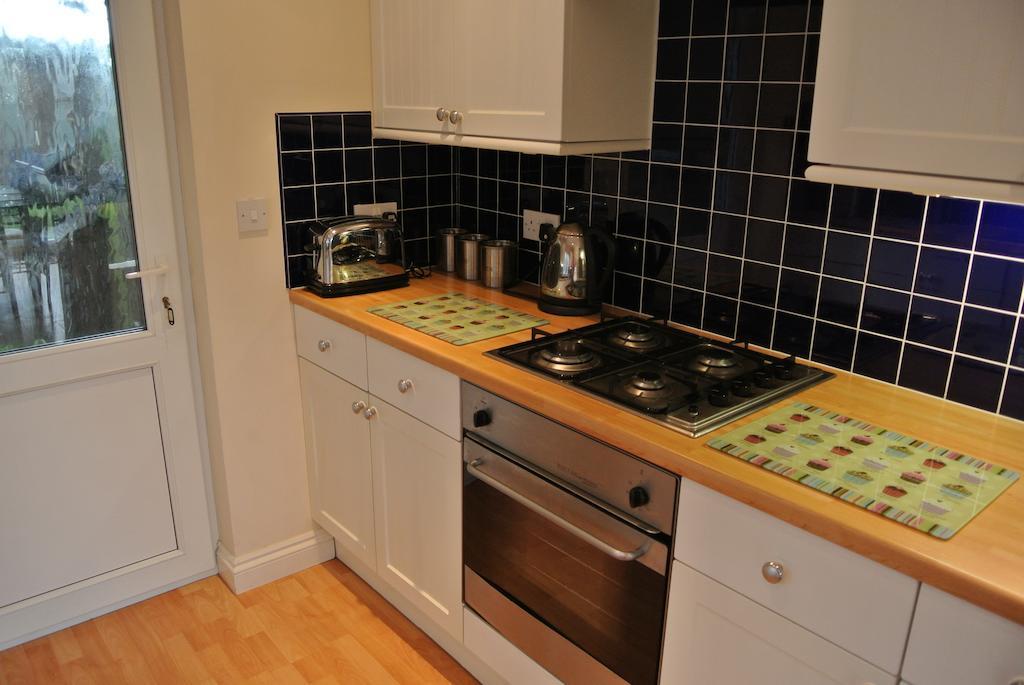 Bramley Cottage Sandown Exterior photo